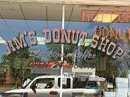 Jim's Donut Shop outside