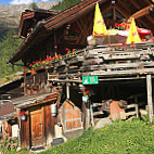 Sahnestuberl outside