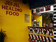 Jefjel Healing Food outside