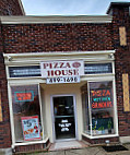 South Street Pizza House outside