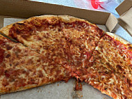 Sam's New York Pizza food