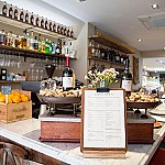 Cacciari's Restaurant Kensington - Pembroke Rd food