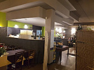 Pizzeria Mediterranea inside