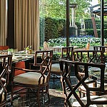 Amaranto Restaurant - Four Seasons Hotel London at Park Lane inside