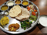 Hotel Purohit food