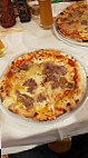 Pizzeria Scoiattolo food