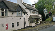 The Rose And Crown outside