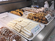 Amighetti's Bakeries & Cafes food