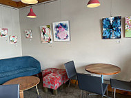 2 Alices Coffee Lounge Newburgh inside