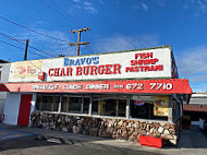 Bravo’s Char Burger outside