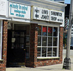 Long John's Sandwich Shop outside