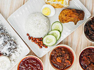 Kak Mar Kitchen food