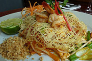 100% Thai food