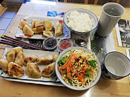 Fengsson Dumpling House food