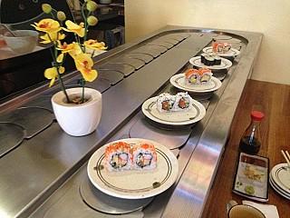 Kaede Sushi Bar