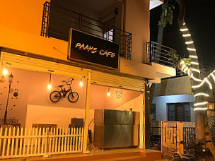 Paaks Cafe