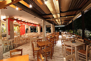 Εστιατόριο Μεζεδοπωλείο Άρωμα Ελλάδος