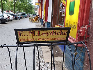E. & M. Leydicke
