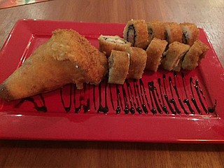 Tomi Sushi Lounge