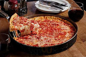 Lou Malnati’s Pizzaria