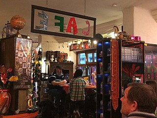 Kunst-Cafe im Hundertwasserhaus