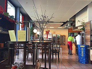 Chillies Restaurant & Takeaway