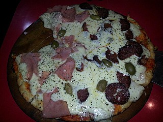 Pizzeria Buenos Muchachos