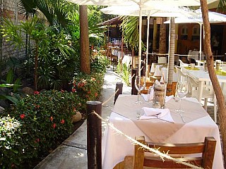 Encore Restaurant & Lounge