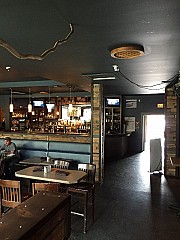 Rockwater Grill & Bar