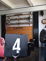 Cafe Le Mastiff
