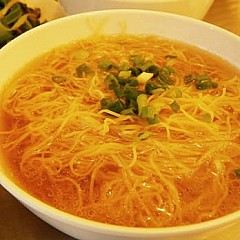 Hong Kong Noodle & Congee Café 七喜粥麵小廚