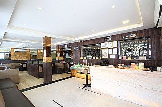 Empire Restaurant (RT Nagar)