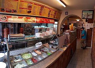 Rhein Grill und Pizzeria