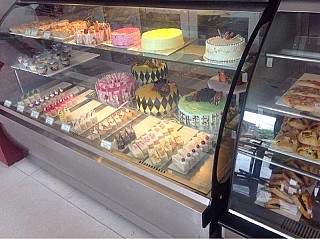 Tarte Tatin Cake Shop Bakery & Confectionery