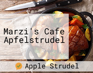 Marzi's Cafe Apfelstrudel