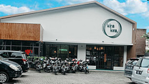 Kirakira Resto Café