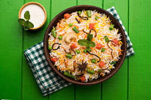 Rawuthar Thalappakkattu Briyani Fast Food