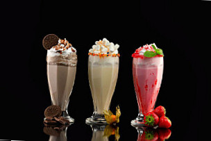 Shakes And Desserts
