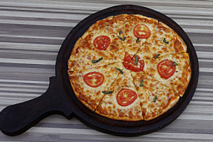 Red Oven Pizza