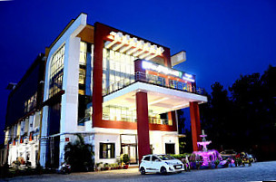 Taraji Resort Best In Faizabad, Ayodhya Wedding Venue