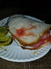 Hungry Head Sandwich Shop