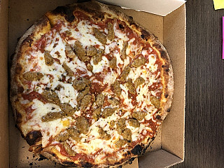 Blues Fired Pizza Food Truck