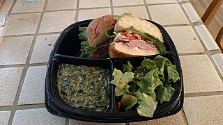 Mays Cafe To Go