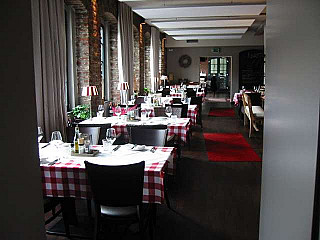 Kais Restaurant