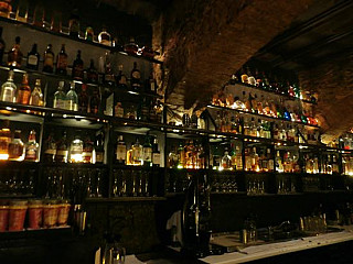 Die-Cocktailbar