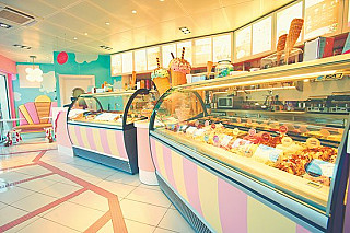 Ice Cream Parlour & Pizza Corner