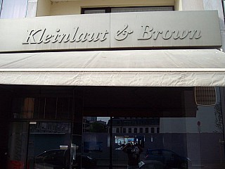 Kleinlaut & Brown