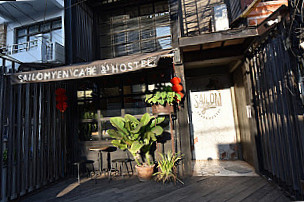 Sailomyen Cafe Hostel