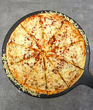 Cheese Strings Pizza