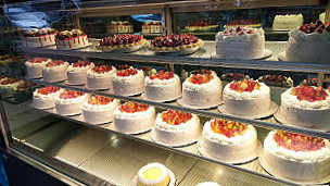 Vizco's And Cake Shop Baguio City